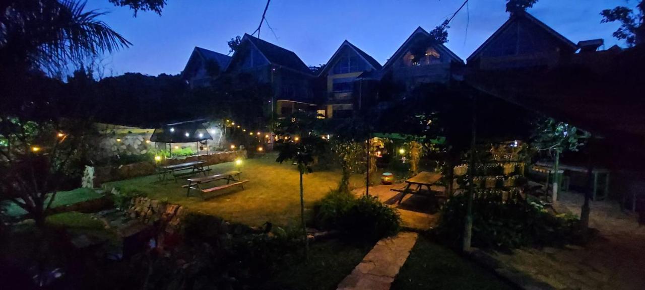 Yellow Haven Lodge Кампала Екстериор снимка