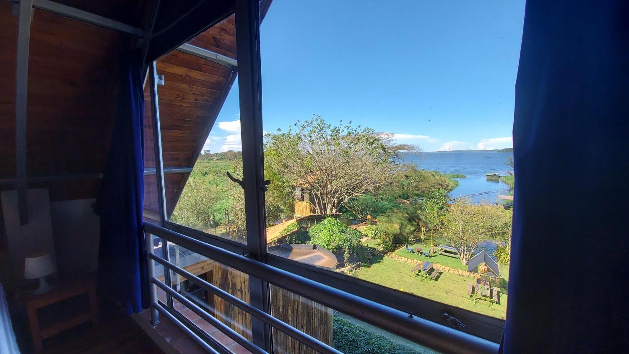 Yellow Haven Lodge Кампала Стая снимка