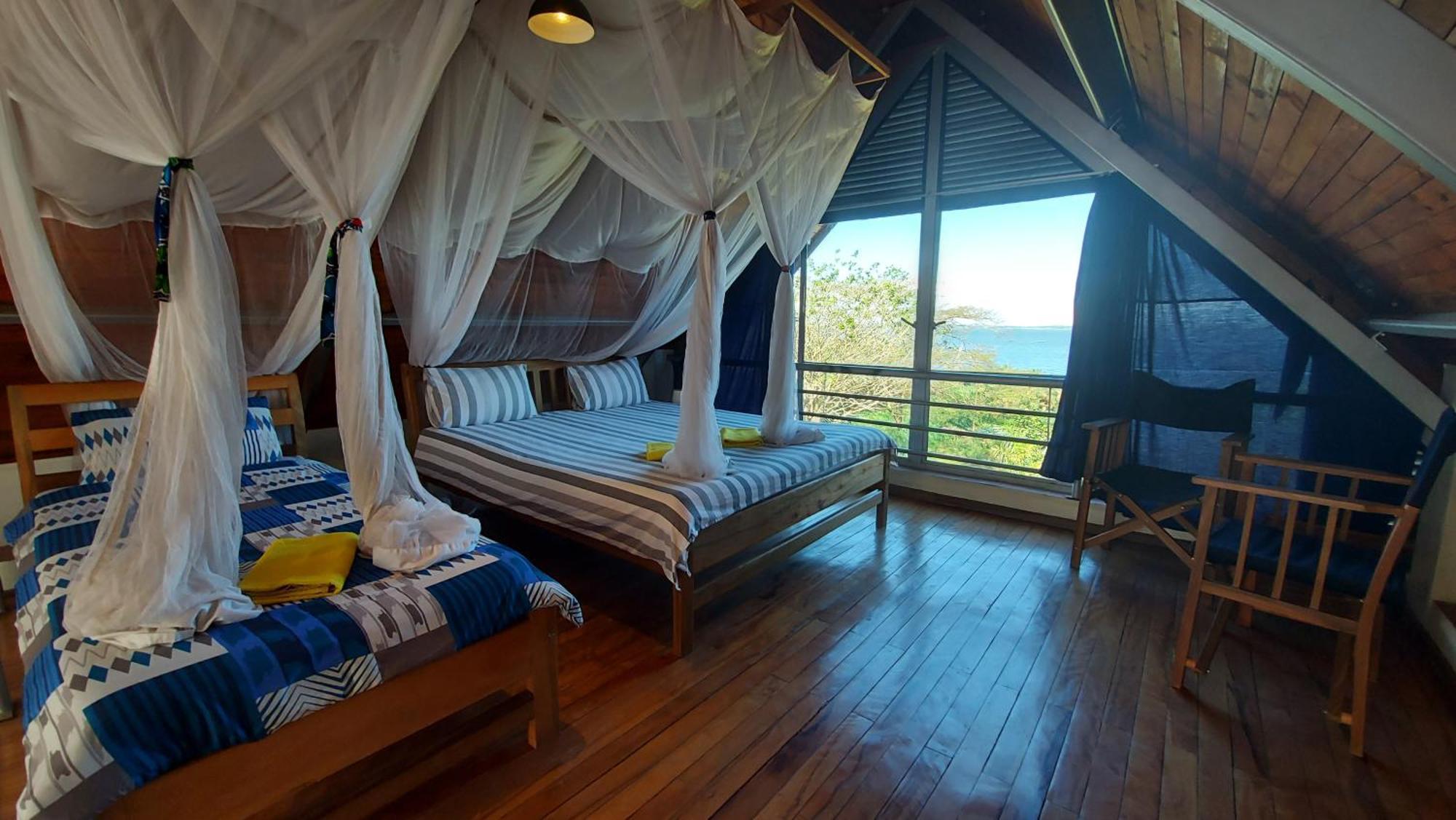 Yellow Haven Lodge Кампала Стая снимка