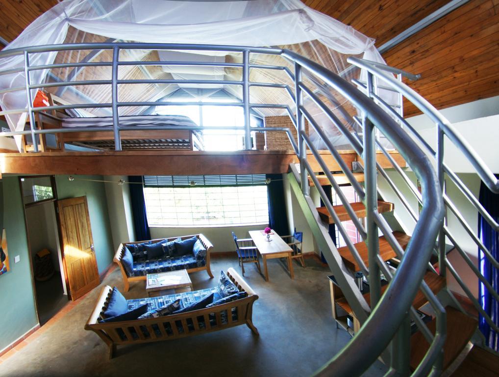 Yellow Haven Lodge Кампала Екстериор снимка