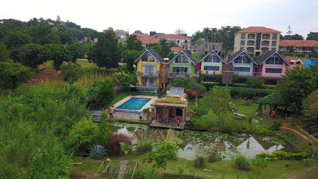 Yellow Haven Lodge Кампала Екстериор снимка